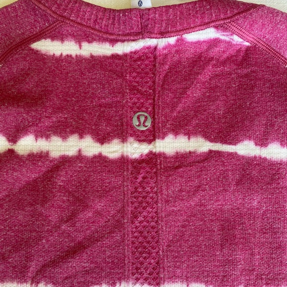 Lululemon Womens 10 Pink Tie Dye Swiftly Tech Striped Seamless Tee Short Sleeve - Picture 4 of 4